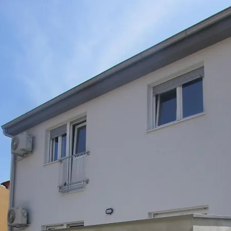 Ondina Appartamento Pola