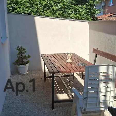 Apartment Ondina *