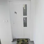 Ondina Apartment *