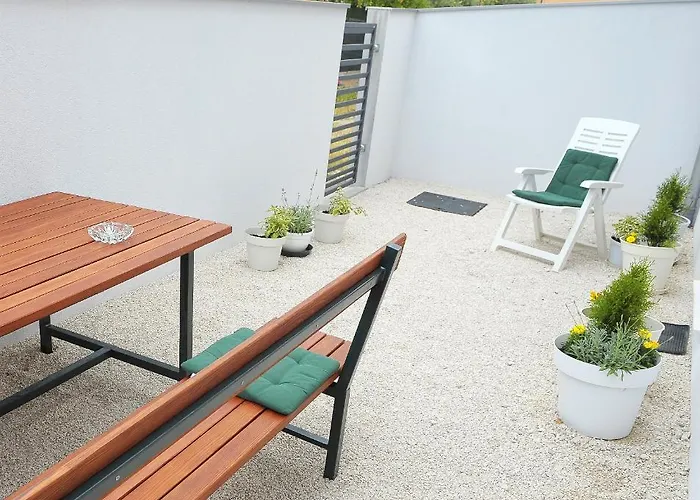 Apartment Ondina *
